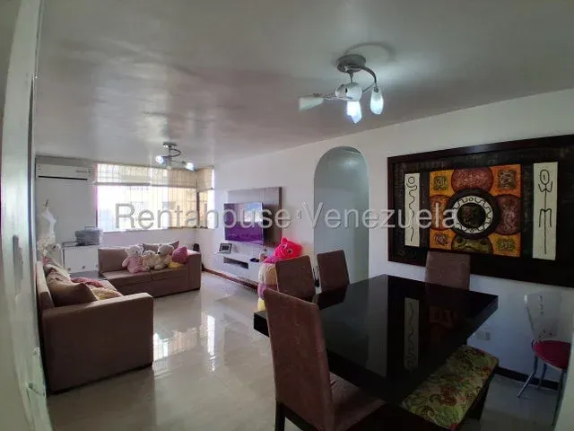 AMplio Apartamento venta Los Samanes - 2