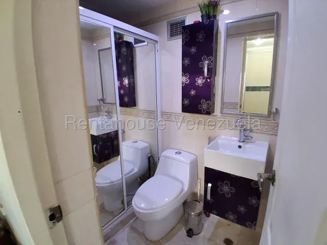 AMplio Apartamento venta Los Samanes - 8