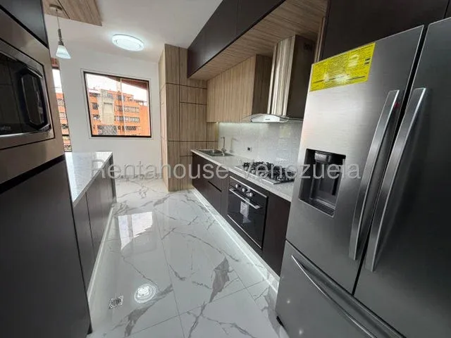 Remodelado Apartamento venta  Los Samanes  - 8