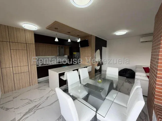 Remodelado Apartamento venta  Los Samanes  - 12