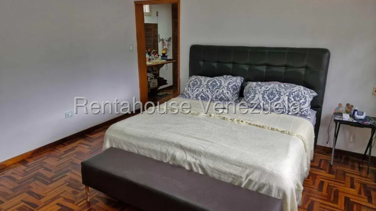 Impecable  Casa venta Colinas de Bello Monte  27-1894 - 14