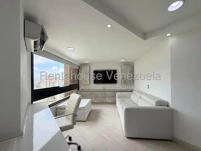 Precioso Apartamento venta Plaza Venezuela 27-1892