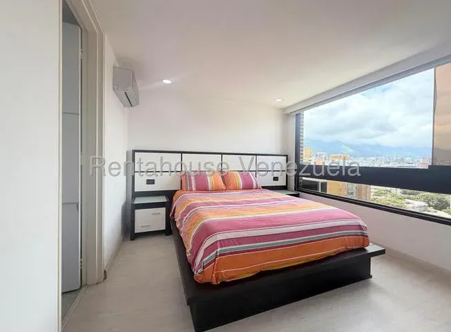 Precioso Apartamento venta Plaza Venezuela 27-1892 - 7