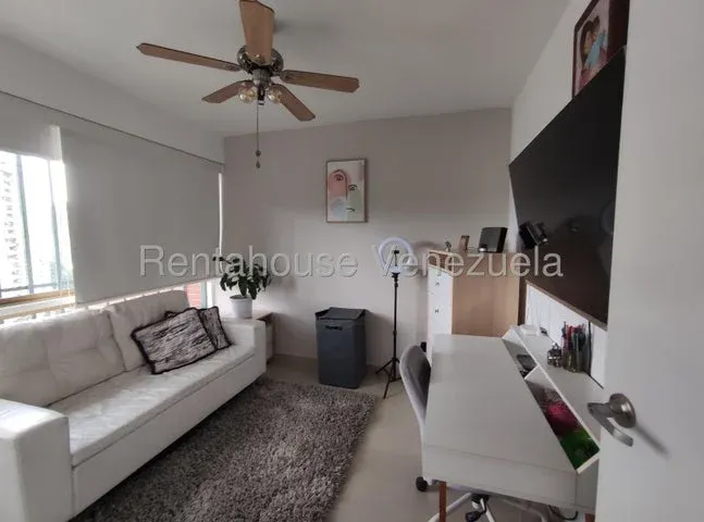 Bello Apartamento venta Prado del Este 27-1887 - 8