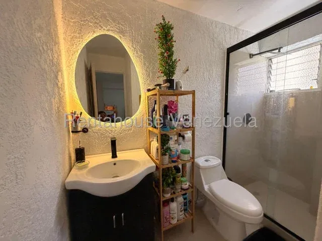 Remodelado Apartamento venta Quinta Crespo  27-1900 - 2