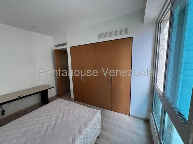 Increible Apartamento venta Campo Alegre 27-2092 - 8