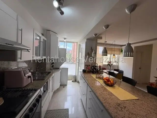 LIndo Apartamento venta Guaicay  27-2217