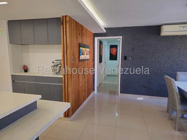 Bello Apartamento venta  San luis  27-2286