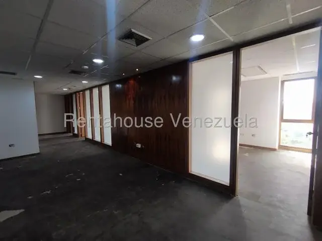 Oficina  venta Los Palo Grandes  27-2384