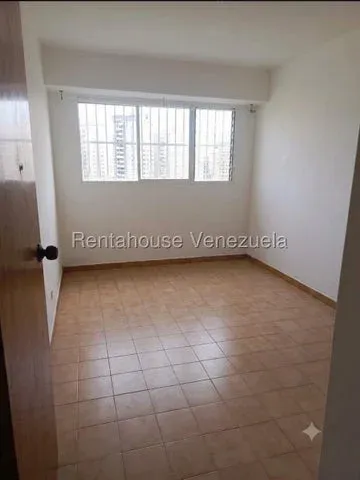 Apartamento venta Guaicay 27-2515
