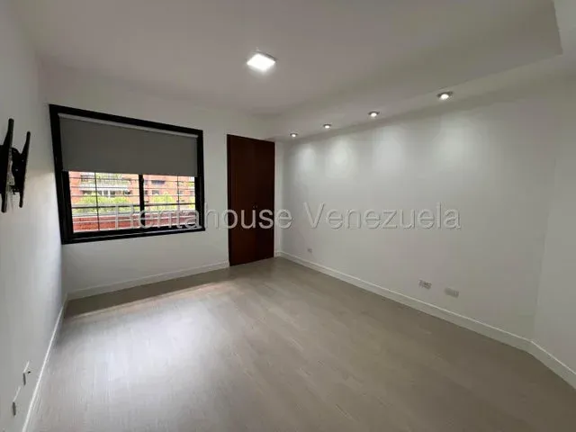 Lindo Apartamento venta Lomas de la ALameda 27-2456 - 7