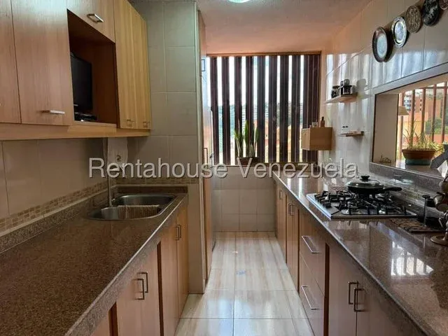 Excelente Apartamento venta PB  La Tahona  27-2558 - 12