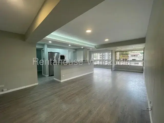 Apartamento  venta Fabuloso Los Naranjos del Cafetal   27-2625