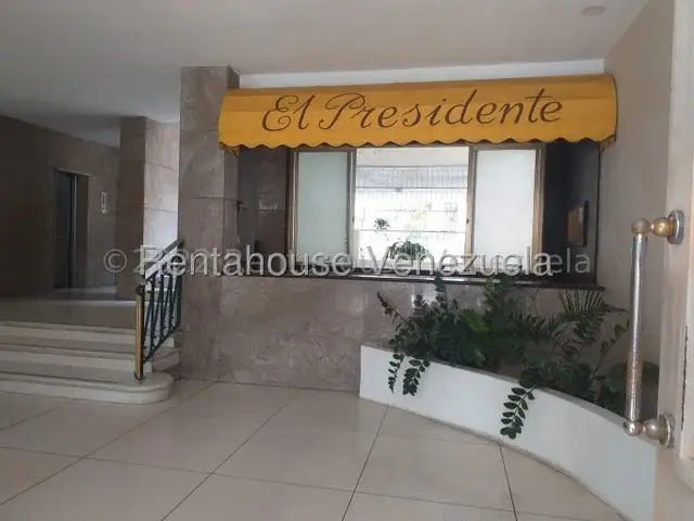 Apartamento venta Oportunidad Los Palos Grandes  27-2678