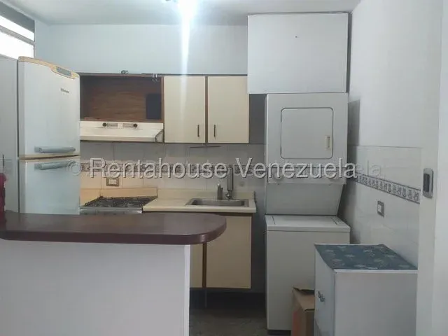 Apartamento venta Oportunidad Los Palos Grandes 27-2678 - 4