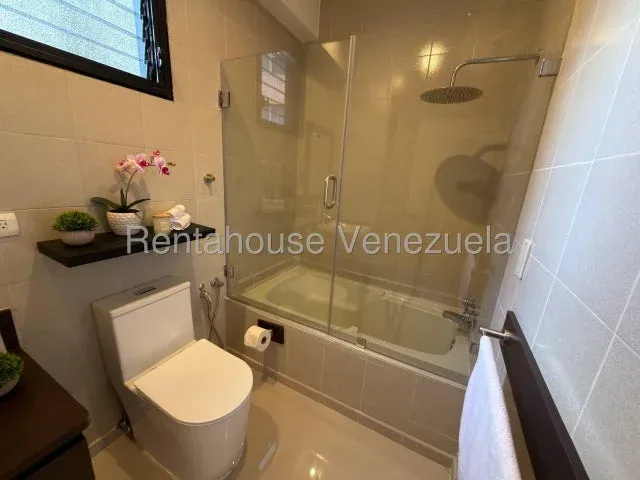 Apartamento venta Increible Los Naranjos de las Mercedes 27-2698 - 11