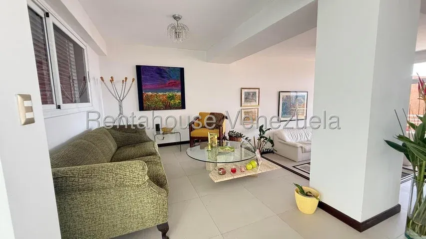 Hermoso Townhouse venta  Loma Linda 27-2783 - 3