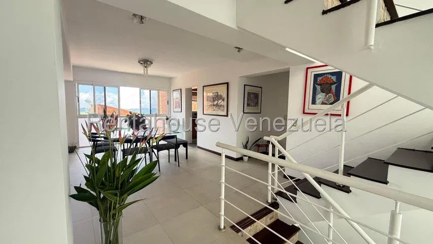 Hermoso Townhouse venta  Loma Linda 27-2783 - 4