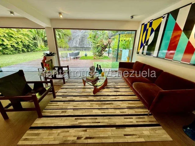 Impactante Casa Venta  Colinas de Tamanaco 27-2907 - 6
