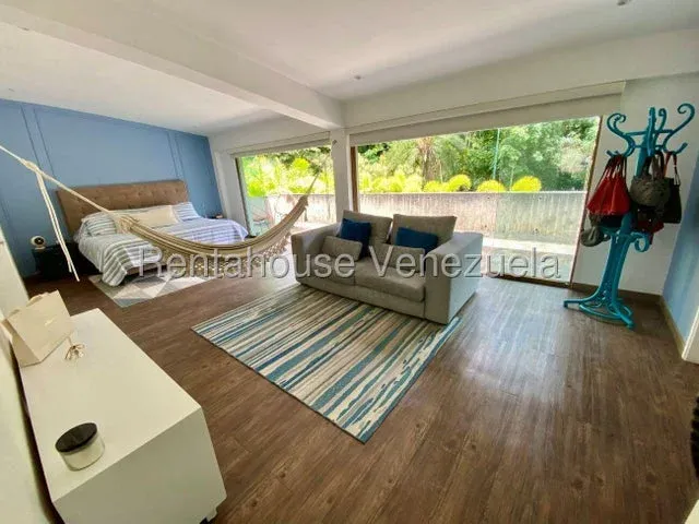 Impactante Casa Venta  Colinas de Tamanaco 27-2907 - 14