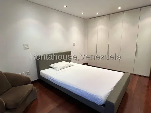 Apartamento venta PH La Castellana 27-3033 - 12