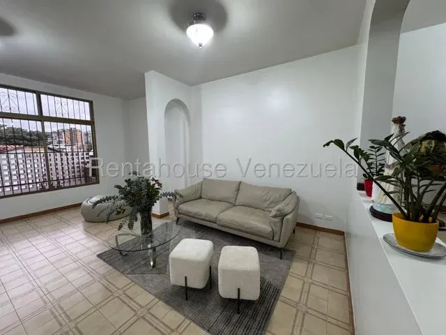 Casa venta La Trinidad 27-3140 - 4