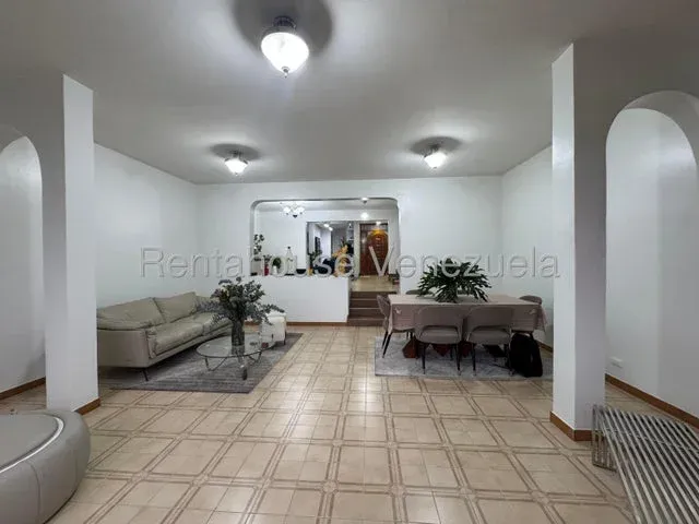 Casa venta La Trinidad 27-3140 - 6