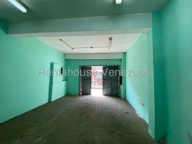 Casa Comercial calle mexico Catia  27-3237 - 5