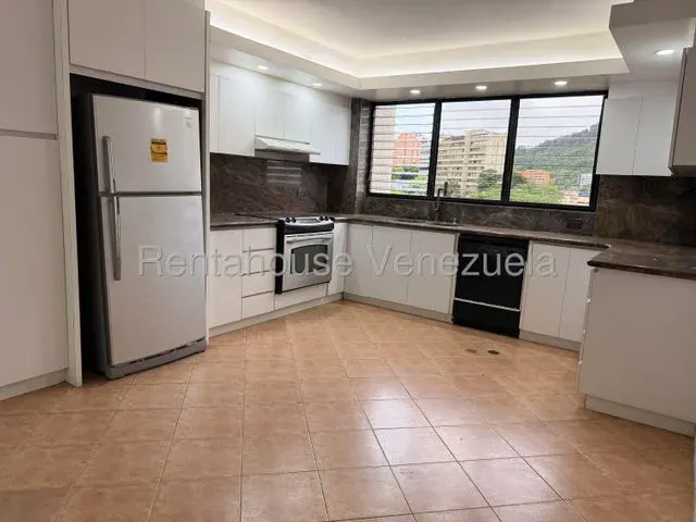 Bello Apartamento venta  Las  Esmeraldas 27-3657 - 3