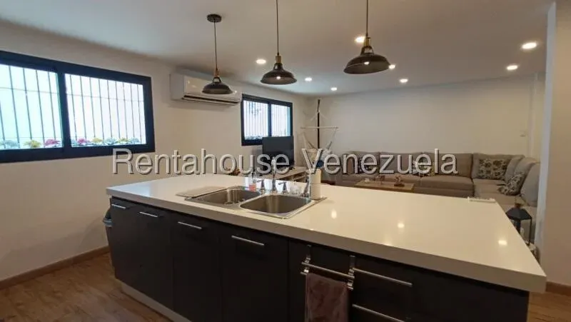 Impactante Casa venta Santa Sofia 27-3998 - 3