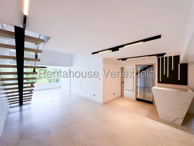 Impactante Apartamento venta La Alameda 27-4292 - 2