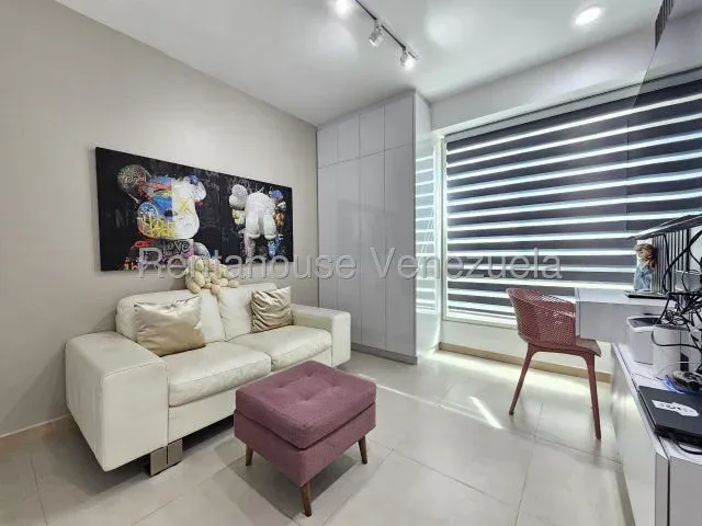 Encantador y Exclusivo Apartamento venta La lagunita Country Club 27-5055 - 10