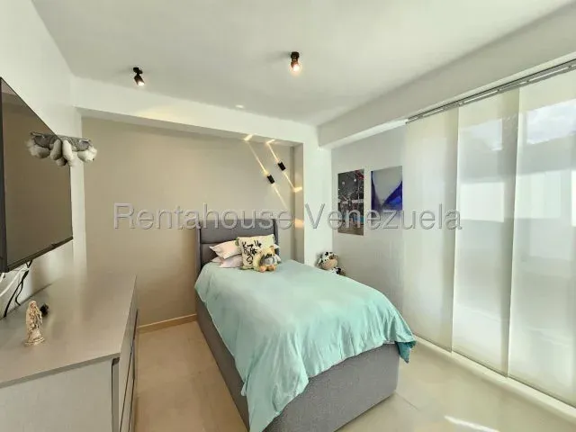 Encantador y Exclusivo Apartamento venta La lagunita Country Club 27-5055 - 18