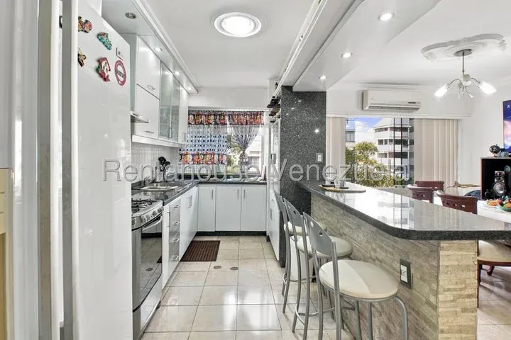 Increible Apartamento venta Santa Monica 27-5300 - 5