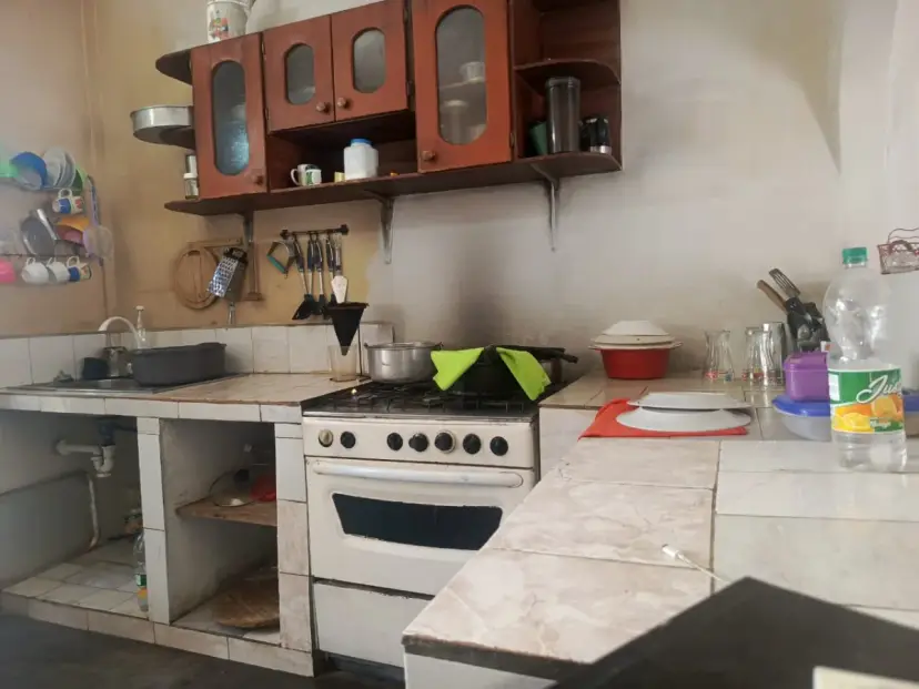 CASA EN VENTA CON ANEXO INDENPENDIENTE HATICOS POR ABAJO