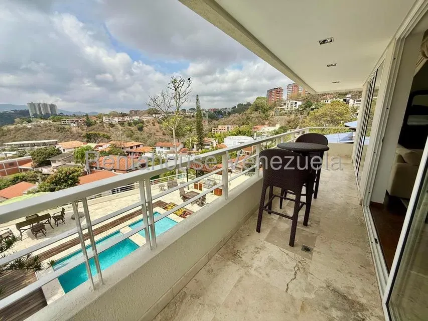 Casa en Venta Colinas del Tamanaco.  950Mtrs2 - 13