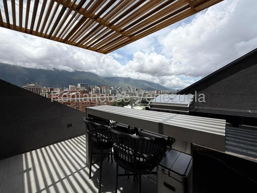 Alquiler de Apartamento amoblado en el Rosal.  - 17