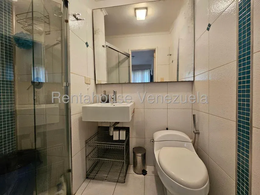 Alquiler de apartamento en Los Samanes. Tipo estudio - 10