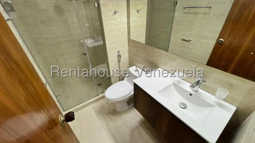 Alquiler de Apartamento en Colinas de Bello Monte. 42Mtrs2 - 8