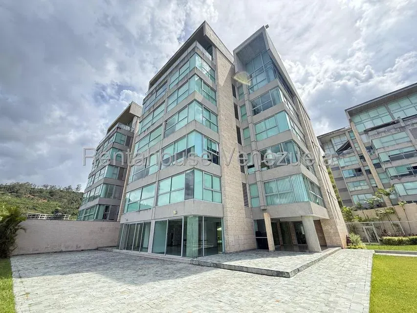 Venta de Apartamento en Lomas del Sol. 86Mtrs2 - 3