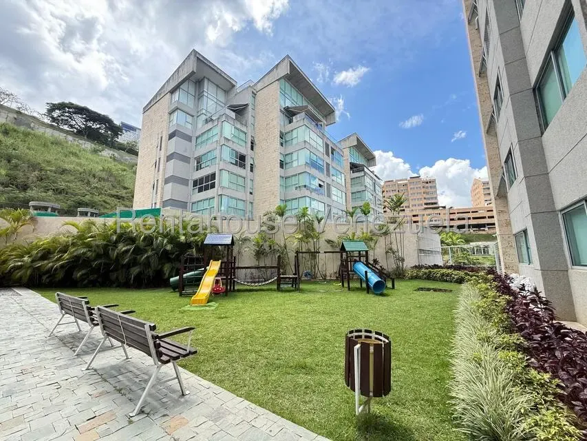Venta de Apartamento en Lomas del Sol. 86Mtrs2 - 13