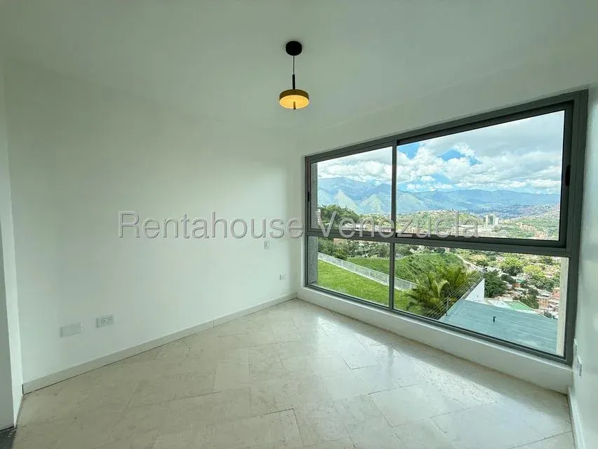 Venta de Apartamento en Lomas del Sol. 86Mtrs2 - 9
