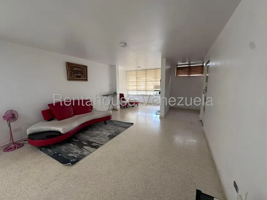 Alquiler de Apartamento en Cumbres de Curumo.  - 7