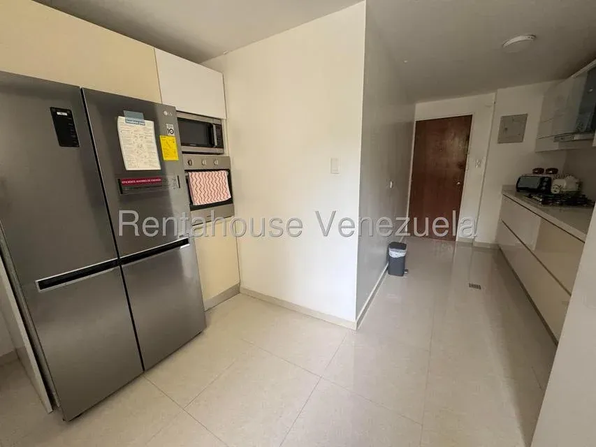 Alquiler de Apartamento en Cumbres de Curumo.  - 10