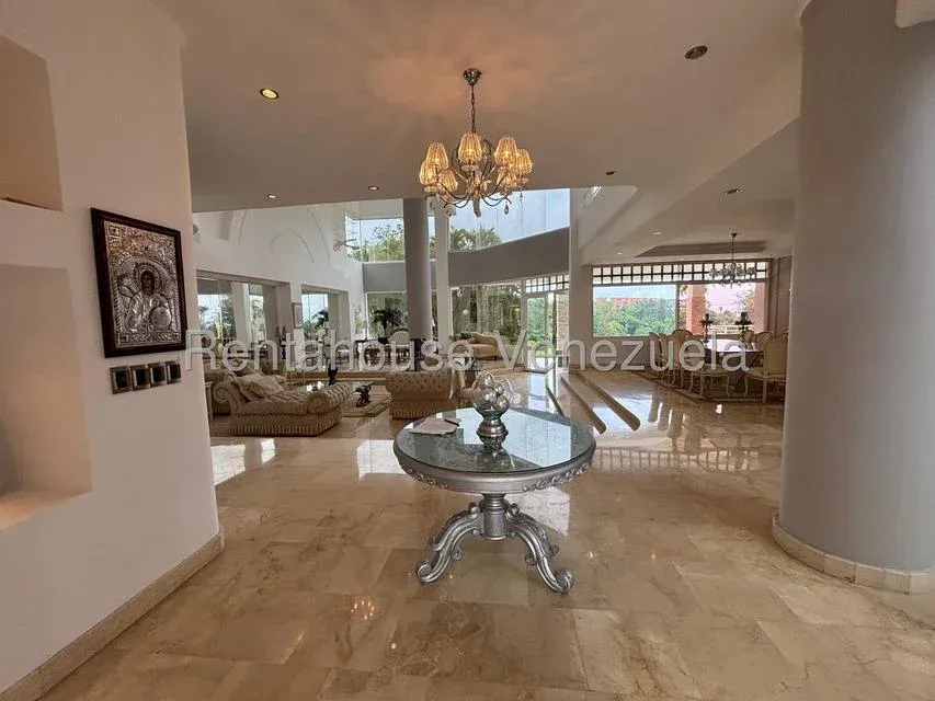 Casa en Venta en Lomas de la Lagunita  - 4