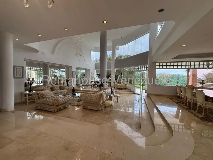 Casa en Venta en Lomas de la Lagunita  - 2