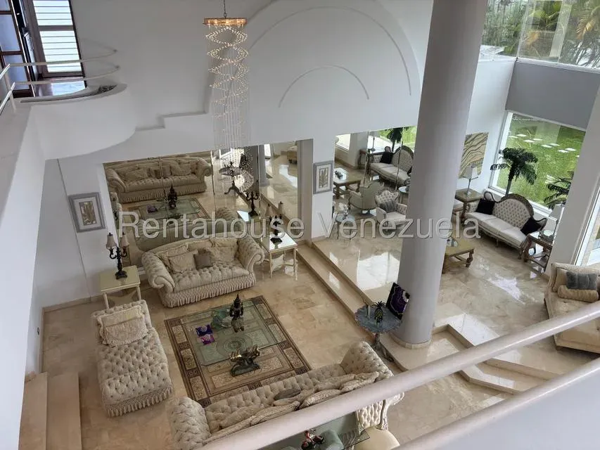 Casa en Venta en Lomas de la Lagunita  - 6