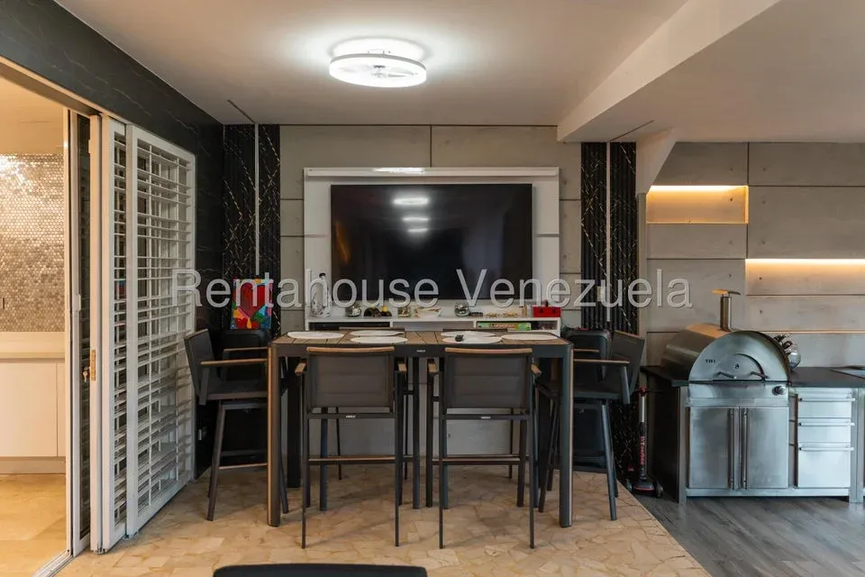 Amplia Casa en venta en Prados del Este  - 18