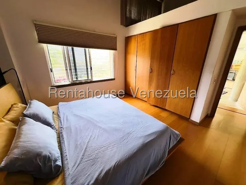 Amplia Casa en venta en Los Samanes - 14