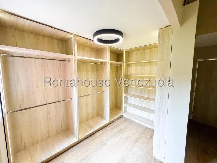 Apartamento en Venta en La Alameda. 189Mtrs2 - 17